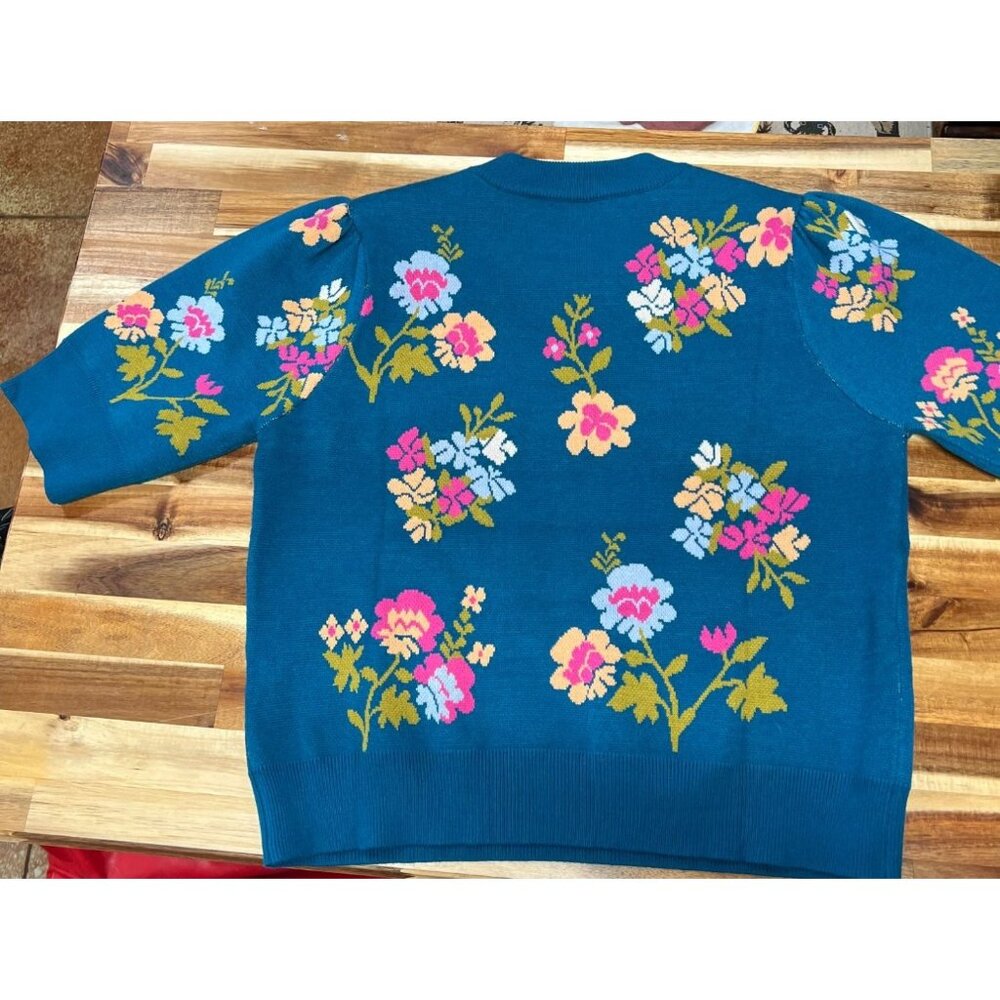 SOLD, not for sale THML Ladies short sleeve sweater, size large - Picture 4 of 9